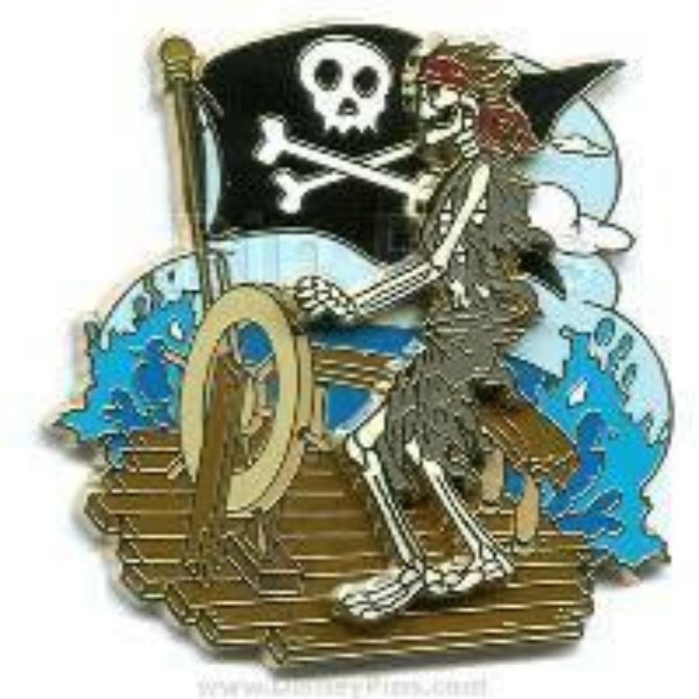 Disney Pin Pirates of the Caribbean Skeleton Helm Navigator Pin-on-pin